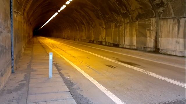 z750 Kawasaki Two Brothers Sound TUNNEL смотреть онлайн
