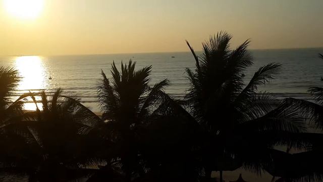 Вьетнам/Вид из номера вечером/Отель MUINE OCEAN STAR RESORT смотреть онлайн