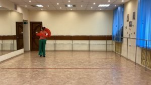 Китайский танец с веерами
