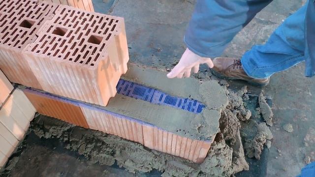 Выкладываем стену из керамического блока. смотреть онлайн