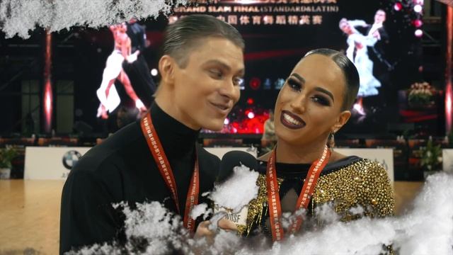Merry Dancing Christmas with Gusev & Bondareva | DanceSportTotal смотреть онлайн