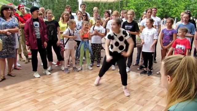 Life Street 2018 смотреть онлайн