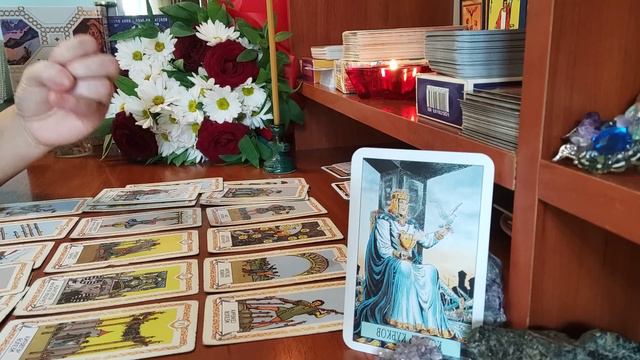 4 КОРОЛЯ. что сейчас его больше всего беспокоит..... смотреть онлайн