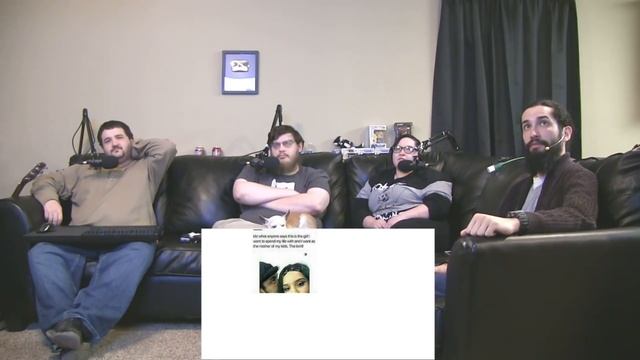 Renegades React to... Comment Awards v30 смотреть онлайн