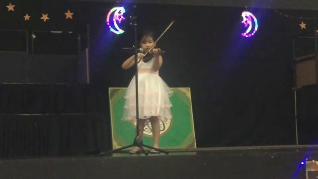 Kylie Fong, age 6, Sonatina by Baklanova смотреть онлайн