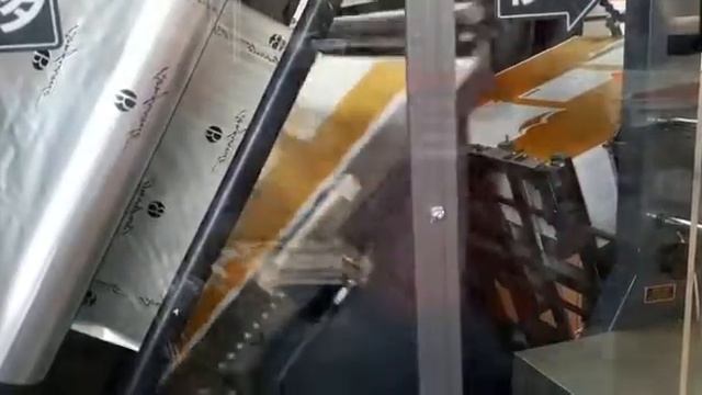 Printyoung Fustellatrice automatica TL930 con stampa a caldo смотреть онлайн