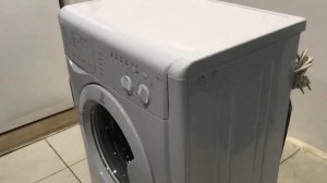 Стиральная машина Indesit WISL103