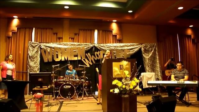 Fallin In Love with Jesus- Vonnie Lopez смотреть онлайн