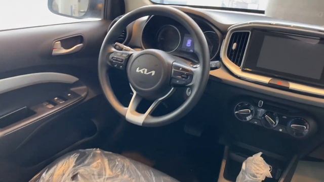 Kia Stonic 2023 Pampamilya Na Stylist Car Pa 1.4LX AT | Car Review ni Snag Me смотреть онлайн