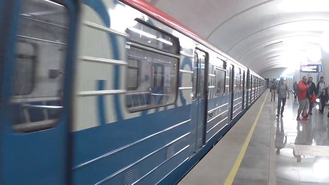 Метропоезд 81-714/717 Номерной №45 Физтех - Лианозово смотреть онлайн
