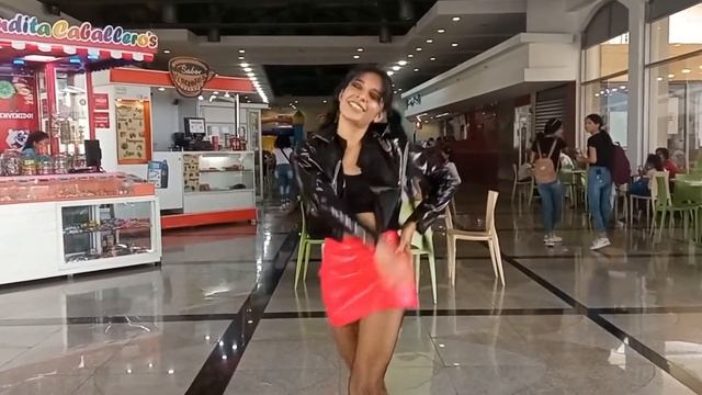 [KPOP IN PUBLIC] (G)I-DLE - 'TOMBOY' Dance Cover | Ana Banana from Venezuela смотреть онлайн