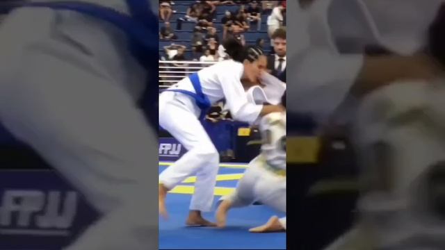 Drop Seoi Nage. #Bjj #JiuJitsu #DFMCoaching смотреть онлайн