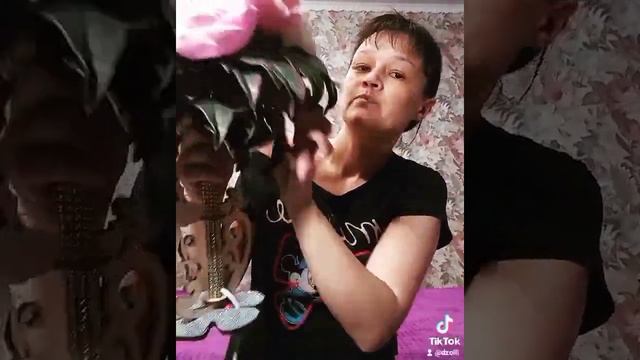 видео обзор :"Букет пионов" смотреть онлайн