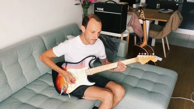 Classic Stratocaster Sound - 1970's Johhny Pro Stratocaster MIJ / Fujigen - Sound Sample смотреть онлайн
