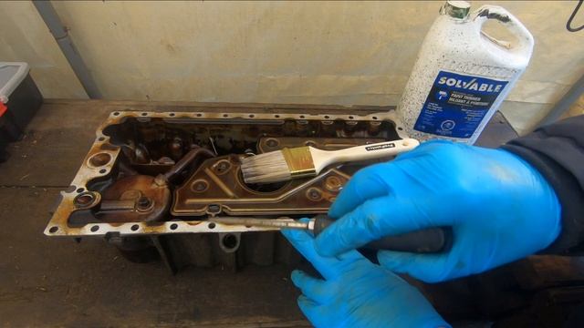 VOLVO V70XC / XC70 CLOGGED PASSAGE IN OIL PAN ! ~ PCV SYSTEM CLEANOUT ~ OIL TRAP REPLACEMENT ~ смотреть онлайн