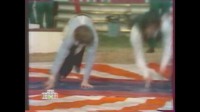 Acrobats / партерные акробаты смотреть онлайн