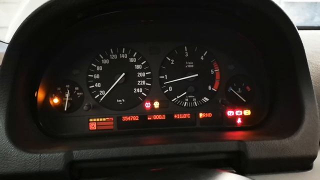 Bmw x5 e53 DDE napięcie zasilania 1 004671 005F22 0051A8 смотреть онлайн