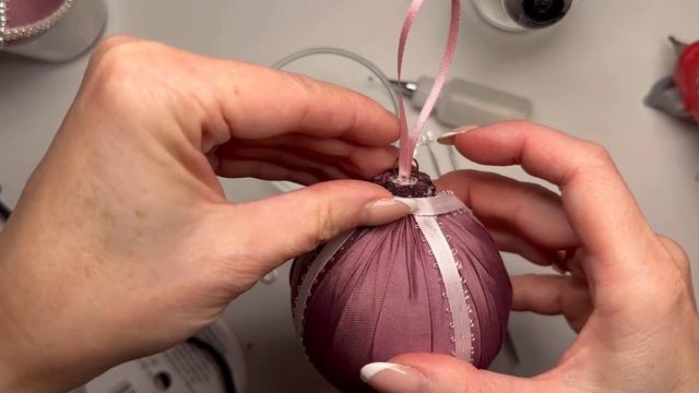 Елочные игрушки своими руками. Подробный урок. смотреть онлайн