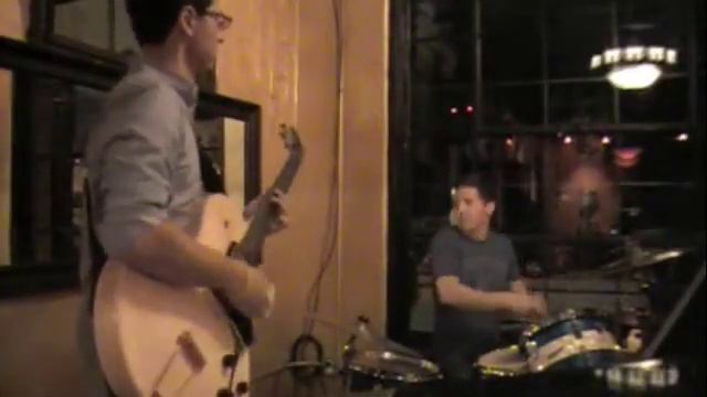 Round Midnight Jazz Trio - Teo Clip смотреть онлайн