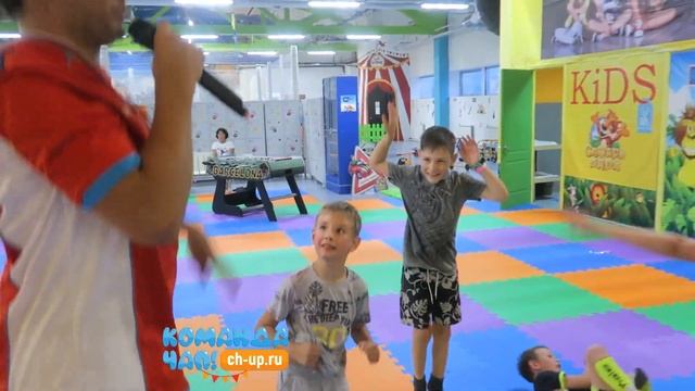 Организация футбольной вечеринки для детей. Аниматор тренер, футболист! смотреть онлайн