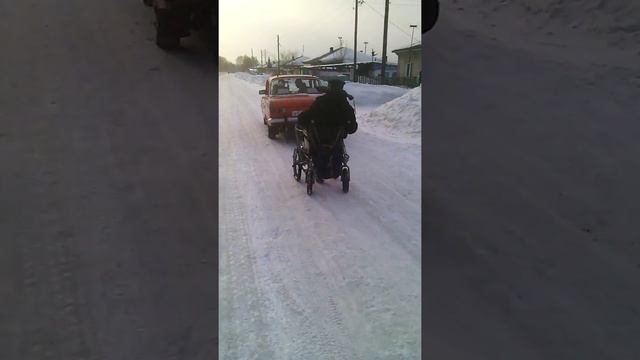 Гонки на инвалидной коляске смотреть онлайн