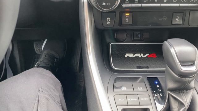 Rav4 2020 Как Полностью отключить Ручной тормоз #Рав4_2020#НовыйRav4#обзорвладельца# смотреть онлайн