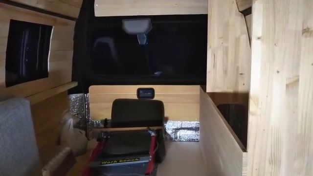 14分にまとめた ~キャラバンを2年かけて車中泊仕様にDIY~ смотреть онлайн