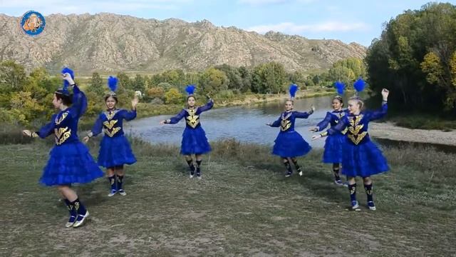 Примите наши поздравления с Днем Казахстанской семьи! смотреть онлайн