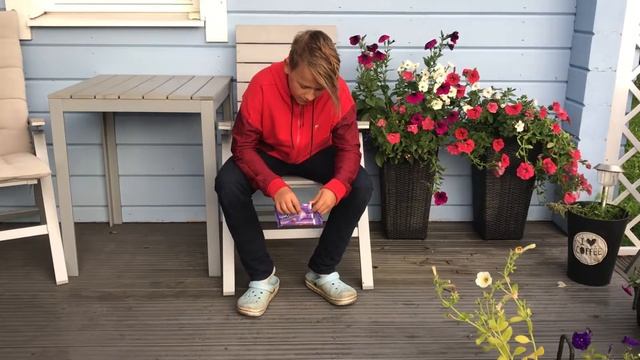 Пробую конфетки Bonibon & Milka , вкусно ? !!! смотреть онлайн