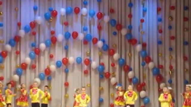 1 июня 2013 года. Детский сад № 17. Четыре двора смотреть онлайн