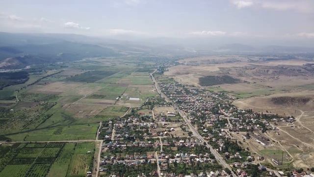 Вот так выглядит Сулейман стальском район с неба очень красиво и приятно знать что живу в таком сел