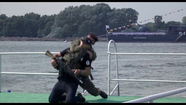 ДЕНЬ ВОЕННО-МОРСКОГО ФЛОТА - БАЛТИЙСК 2019 смотреть онлайн