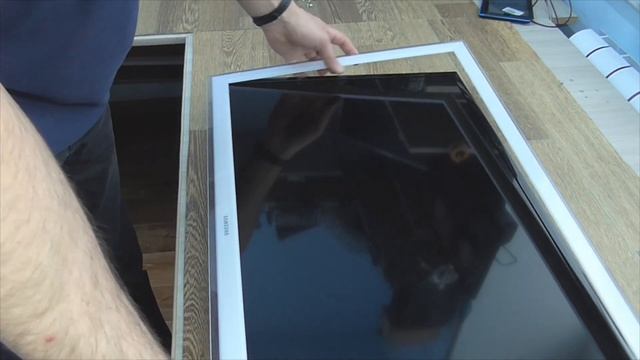 Двойная рамка Samsung UE32F4510 - Samsung'у больше не наливать. смотреть онлайн