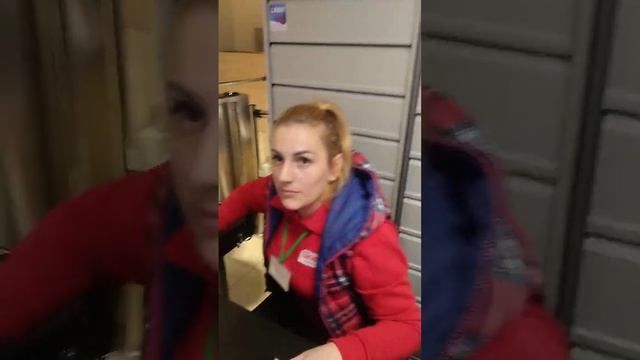 вот так в сети магазинов Линела общитывают покупателей смотреть онлайн