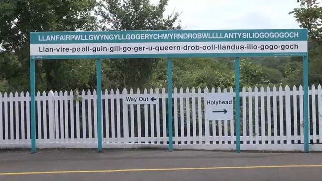 The longest place name in Britain. смотреть онлайн
