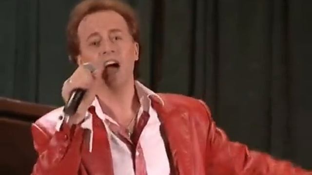 СЕРГЕЙ ИЗБАШ. ПЕРВОЕ АПРЕЛЯ смотреть онлайн