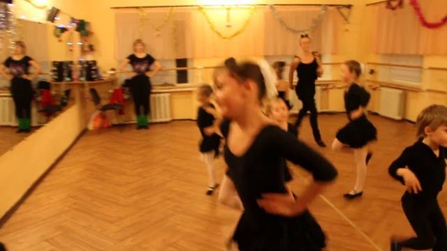 Танцклуб Феникс Открытый урок 24.12.2013 смотреть онлайн