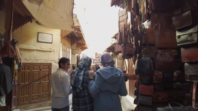 [4K] Walk to the Old Medina Fes El Bali Morocco | Walk From Main Entrance to Famous Chouara Tannery смотреть онлайн