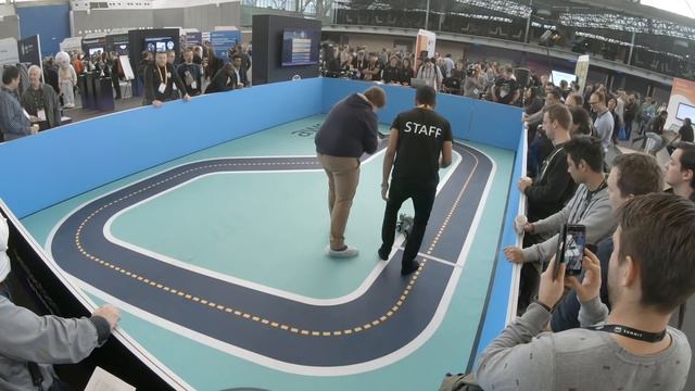 AWS DeepRacer TV - Ep 1 Amsterdam смотреть онлайн