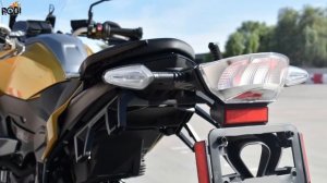 2021 BMW F 900 XR Yellow, Closer Look