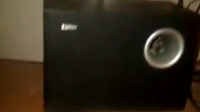 EDIFIER R201 2.1 Multimedia Speaker
