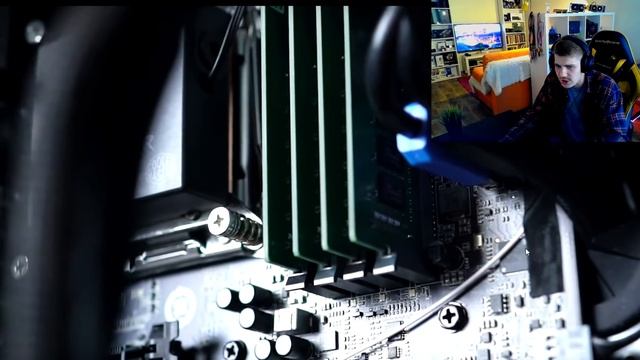 ГЛУПЫЙ ТИМУР СИДЕЛЬНИКОВ - КОМПЬЮТЕР ЗА МИЛЛИОН РУБЛЕЙ