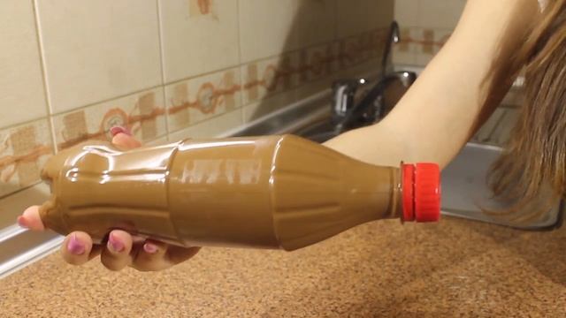 Как сделать шоколадную кока-колу | DIY Chocolate Coca Cola Проверка лайфхаков смотреть онлайн