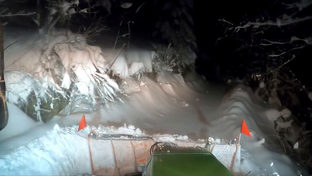 | FENDT 820 Vario | SON,komunalna Oprema | Schneeräumung | Winterdienst |snowplowing | Road Widenin