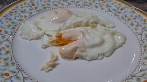 Два способа пожарить яичницу в посуде Цептер.