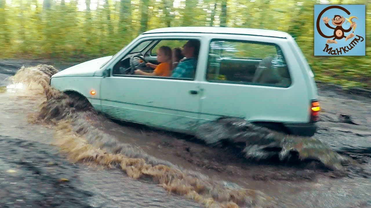 Дети и Машина. Застряли в луже. Делаем машину из мультика Маша и Медведь. МашаМобиль #2 смотреть онлайн