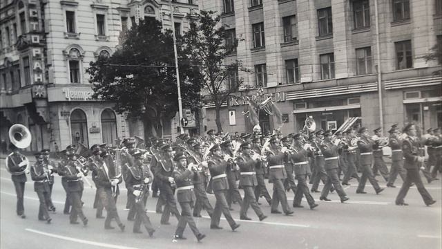 Московский молодежный марш (М. Готлиб) смотреть онлайн