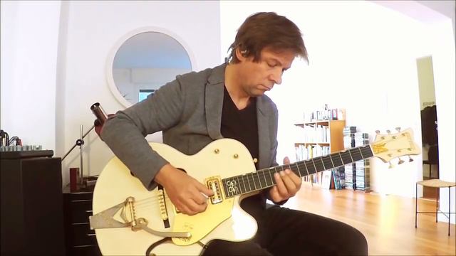 2001 Gretsch White Falcon G6136-1958 "Stephen Stills" смотреть онлайн