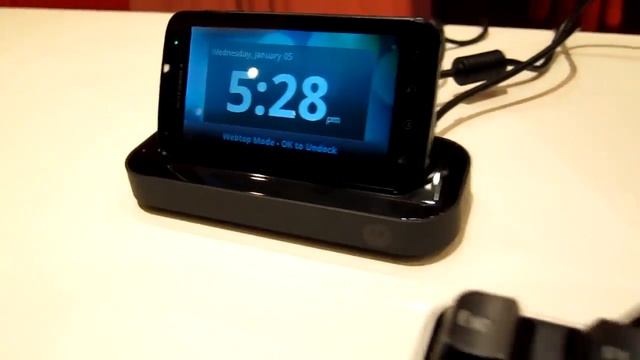 Motorola Atrix 4G @ CES 2011 смотреть онлайн