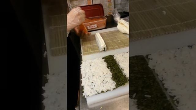 На учимся крутить роллы смотреть онлайн
